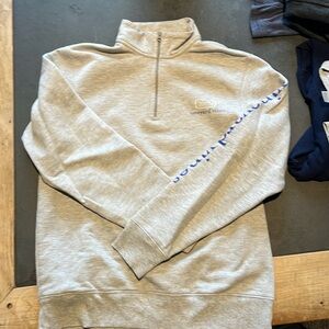 Vineyard Vines mens XS 1/4 gray zip sweatshirt